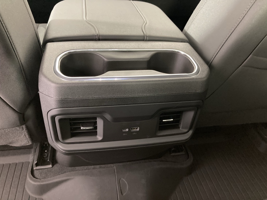 2026 Chevrolet Silverado 1500 RST photo 14