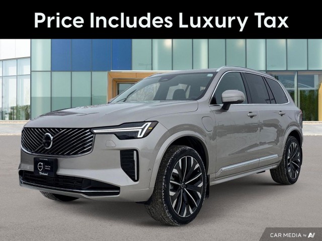 2025 Volvo XC90 Plus Bright Theme