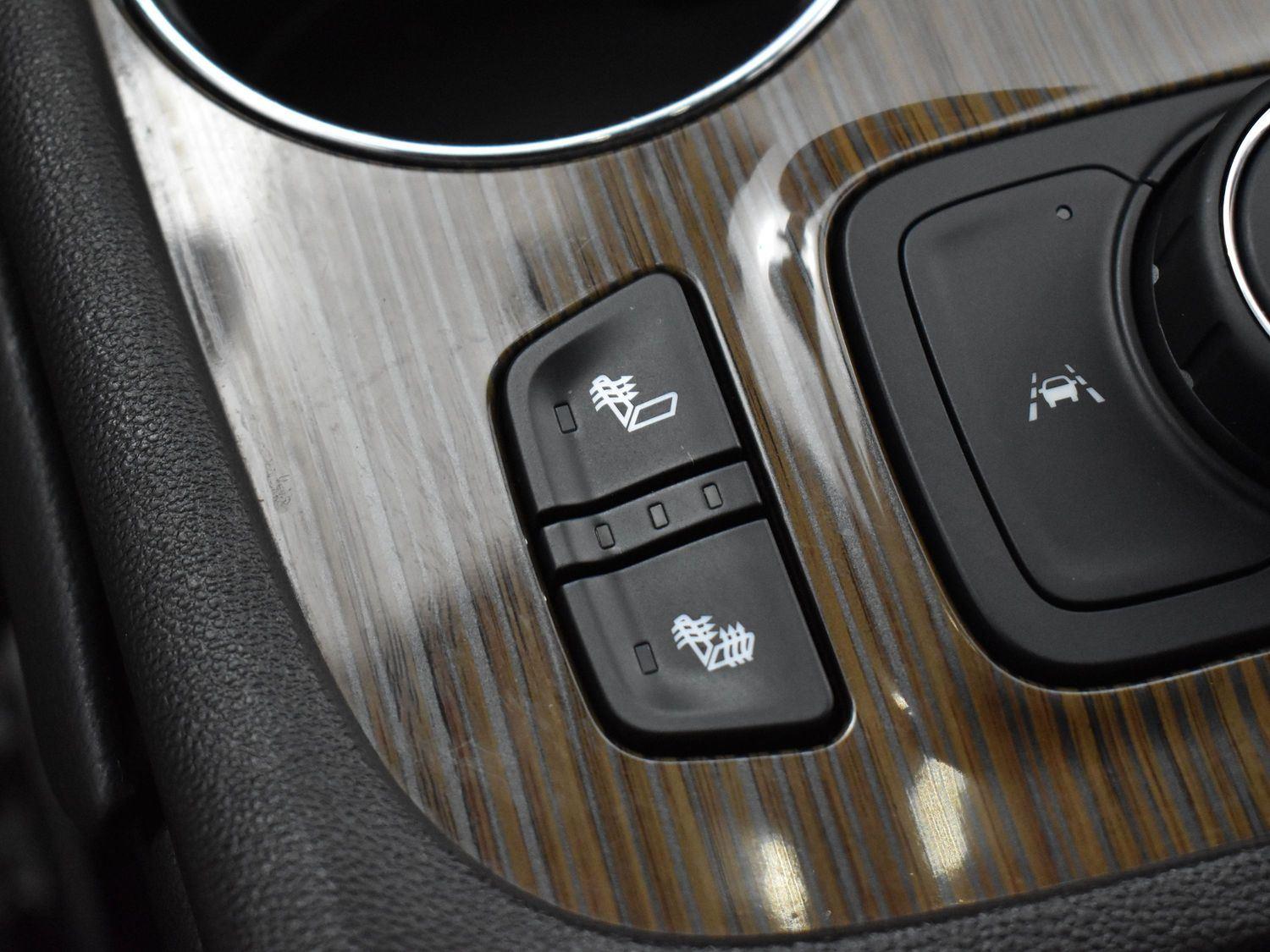 2023 Gmc Acadia SLE photo 20