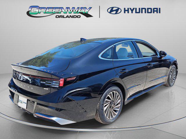 2025 Hyundai Sonata Hybrid SEL photo 4