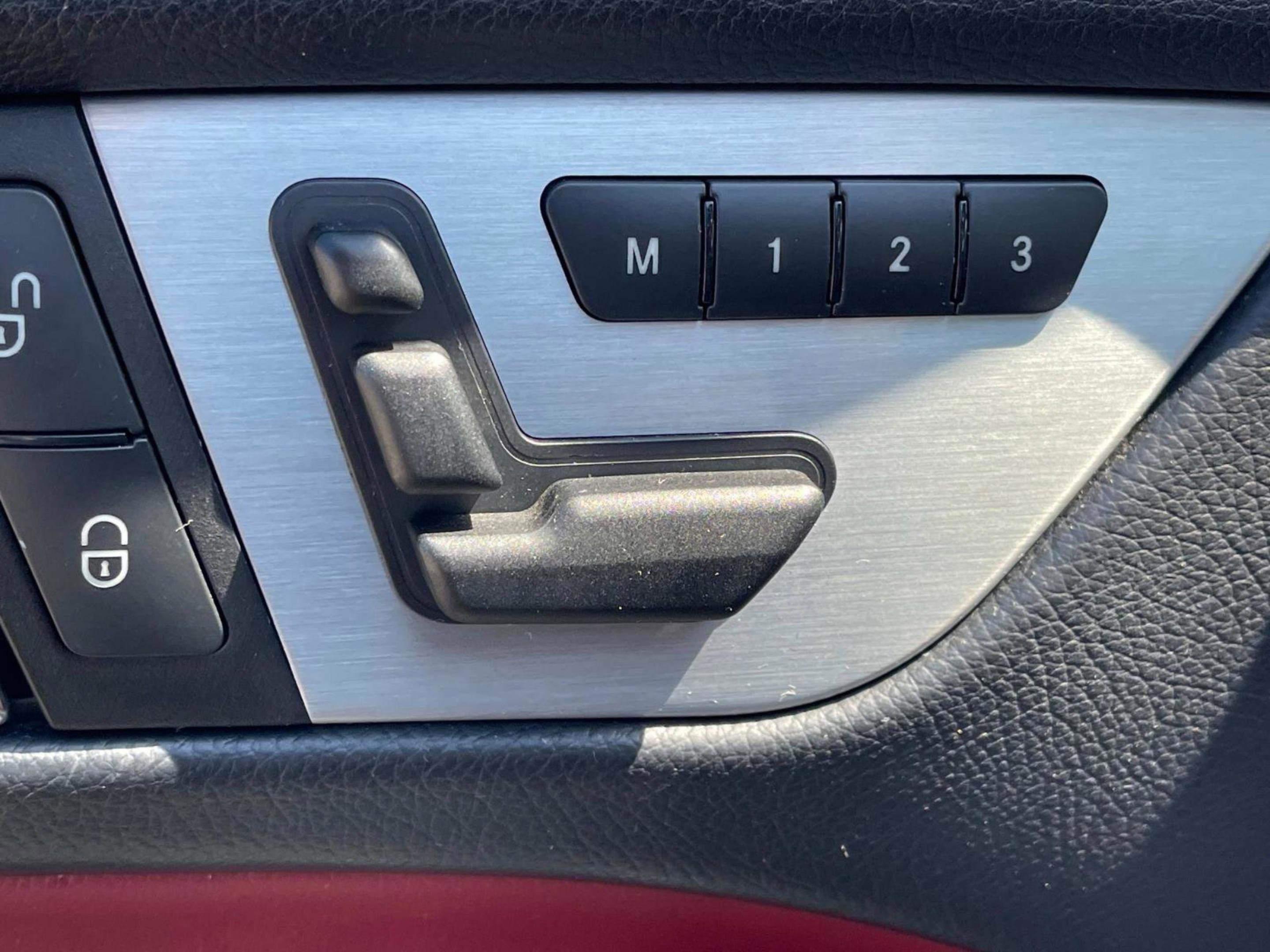 2014 Mercedes Benz C 250 photo 20