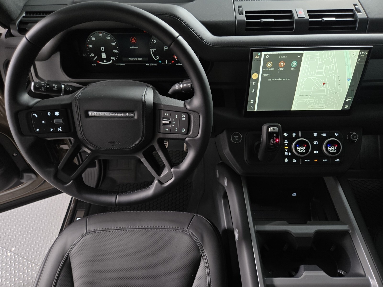 2025 Land Rover Defender 110 photo 11
