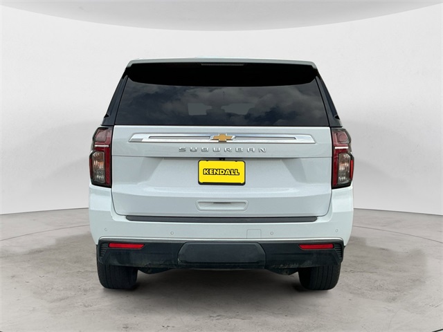 2021 Chevrolet Suburban LS photo 4