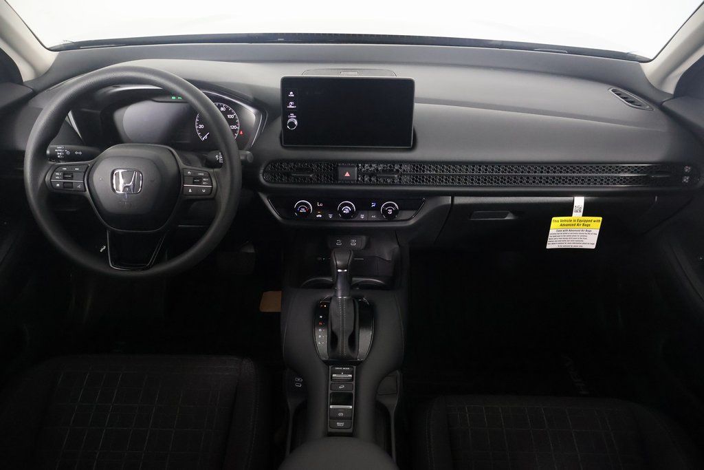 2026 Honda HR-V LX photo 4