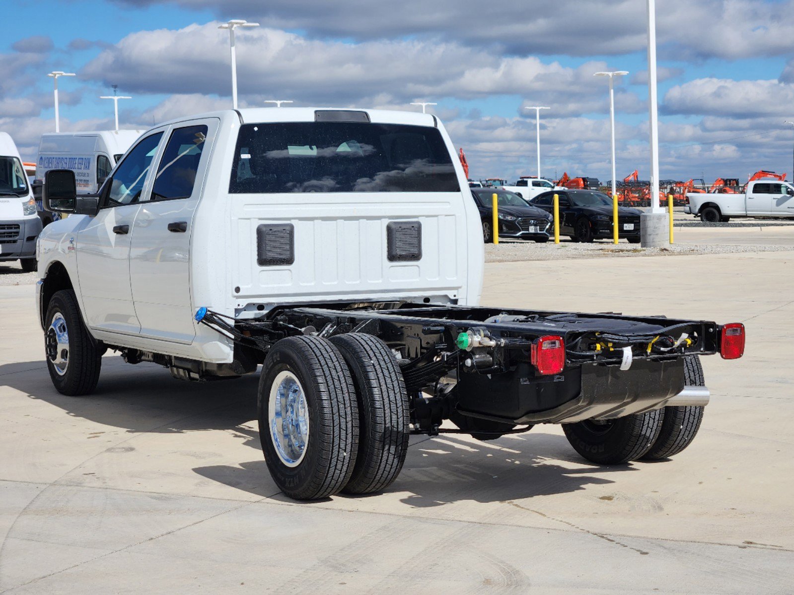 2024 Ram 3500 Tradesman photo 3