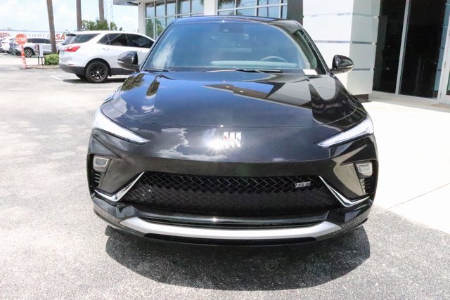 2025 Buick Envista ST photo 3