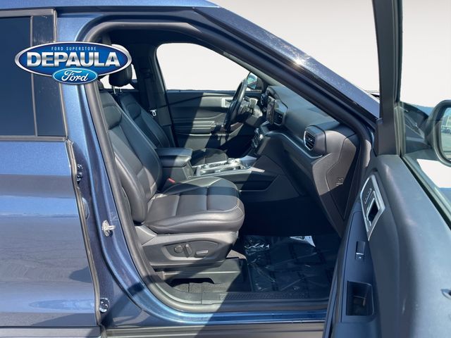 2020 Ford Explorer XLT photo 16