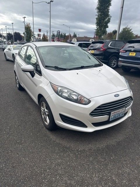 2017 Ford Fiesta SE photo 2