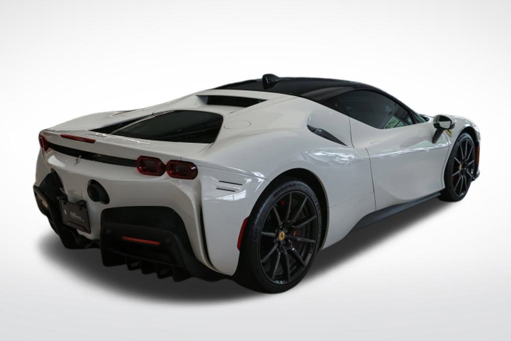 2023 Ferrari SF90 Stradale photo 5