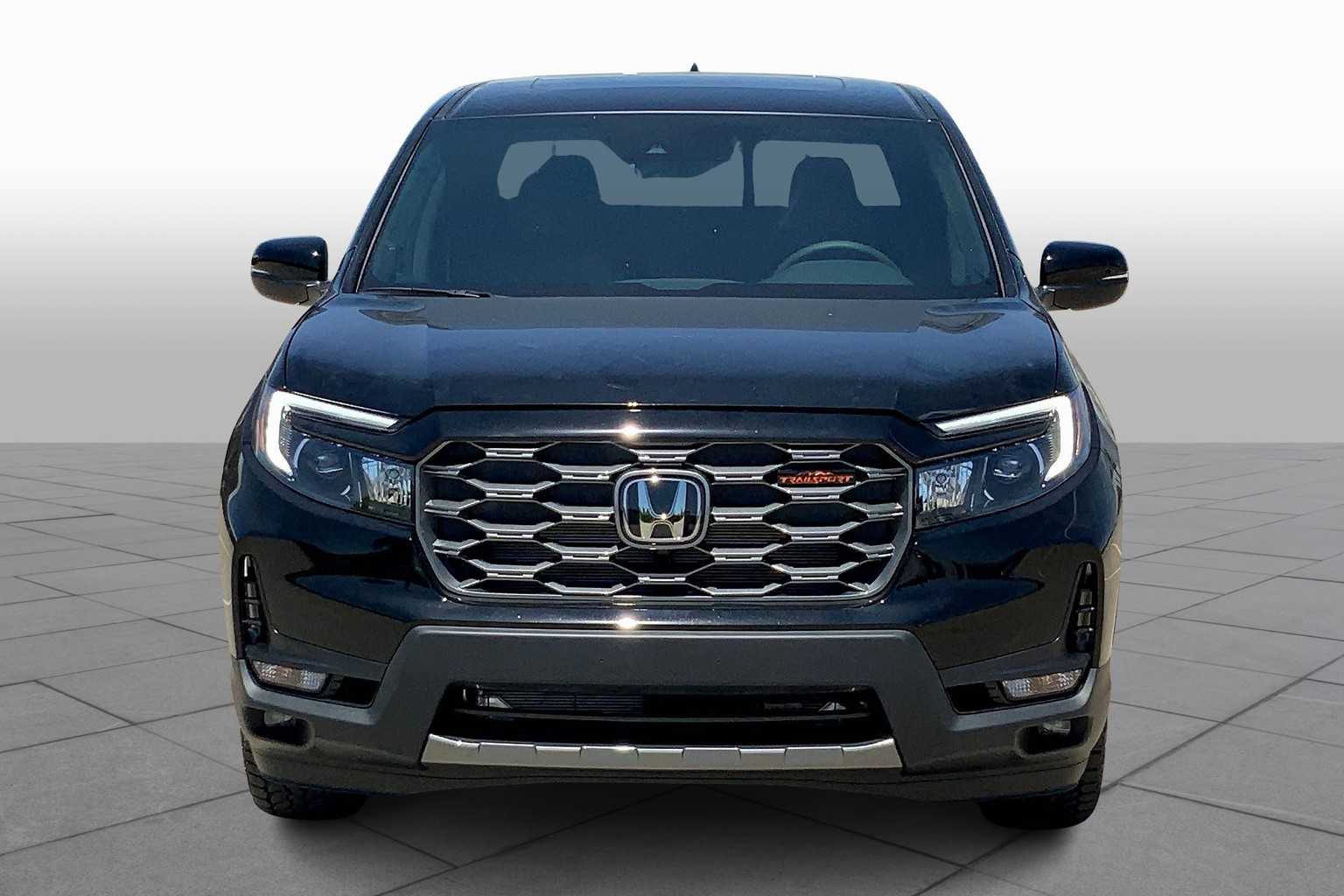 2025 Honda Ridgeline TrailSport photo 3