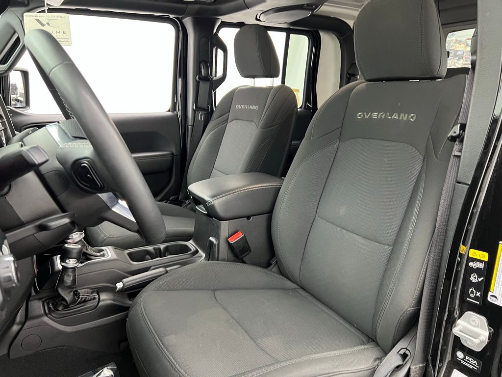 2023 Jeep Gladiator Overland photo 7