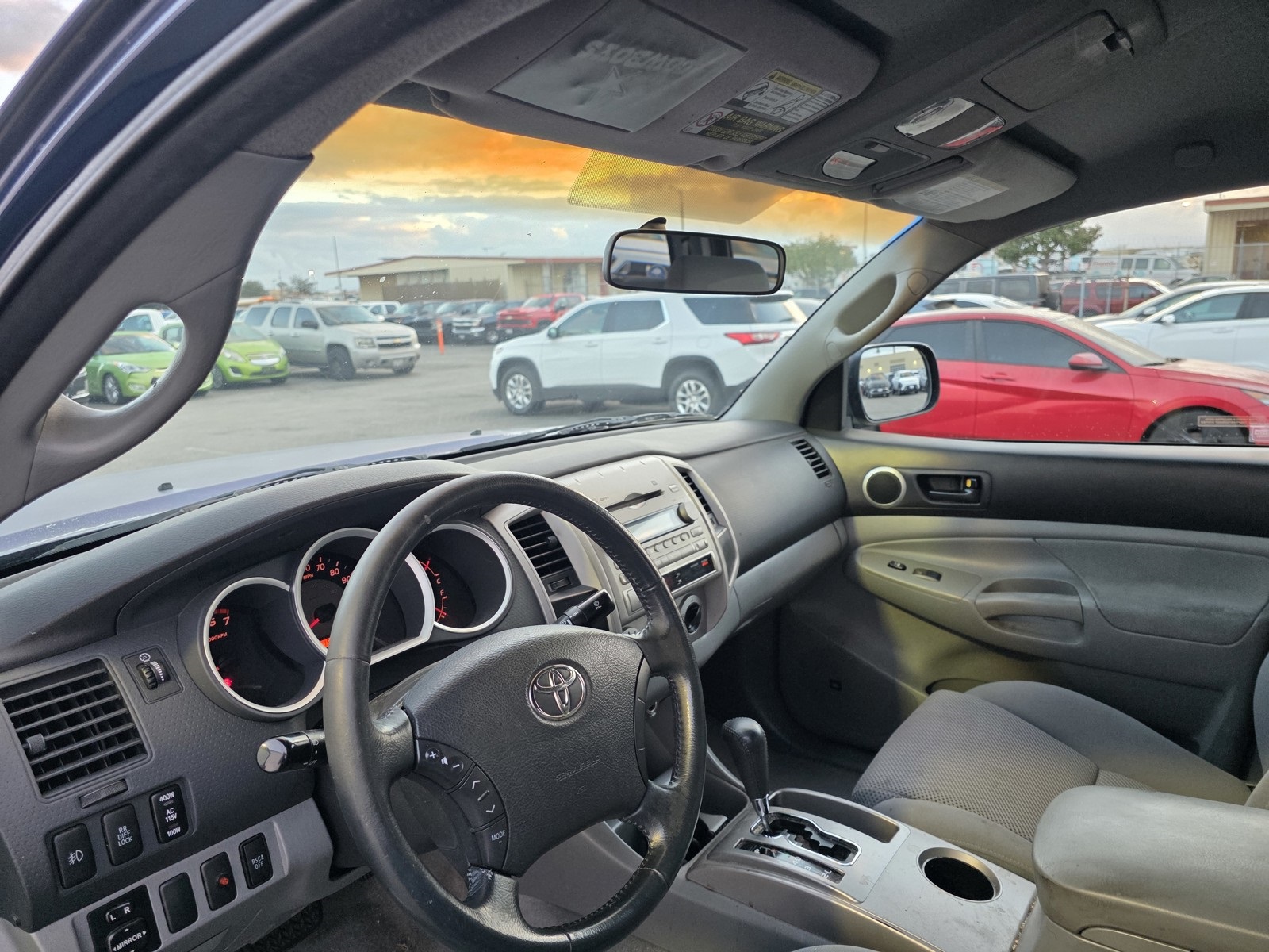 2008 Toyota Tacoma PreRunner photo 18