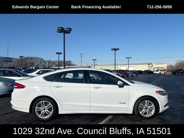2018 Ford Fusion Hybrid SE's photo