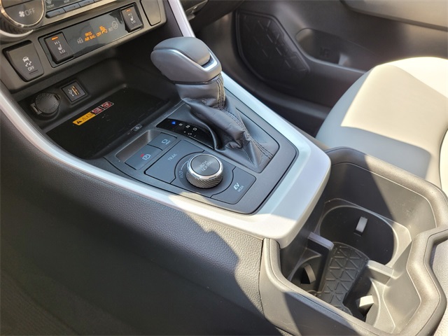 2023 Toyota RAV4 Hybrid XLE Premium photo 19
