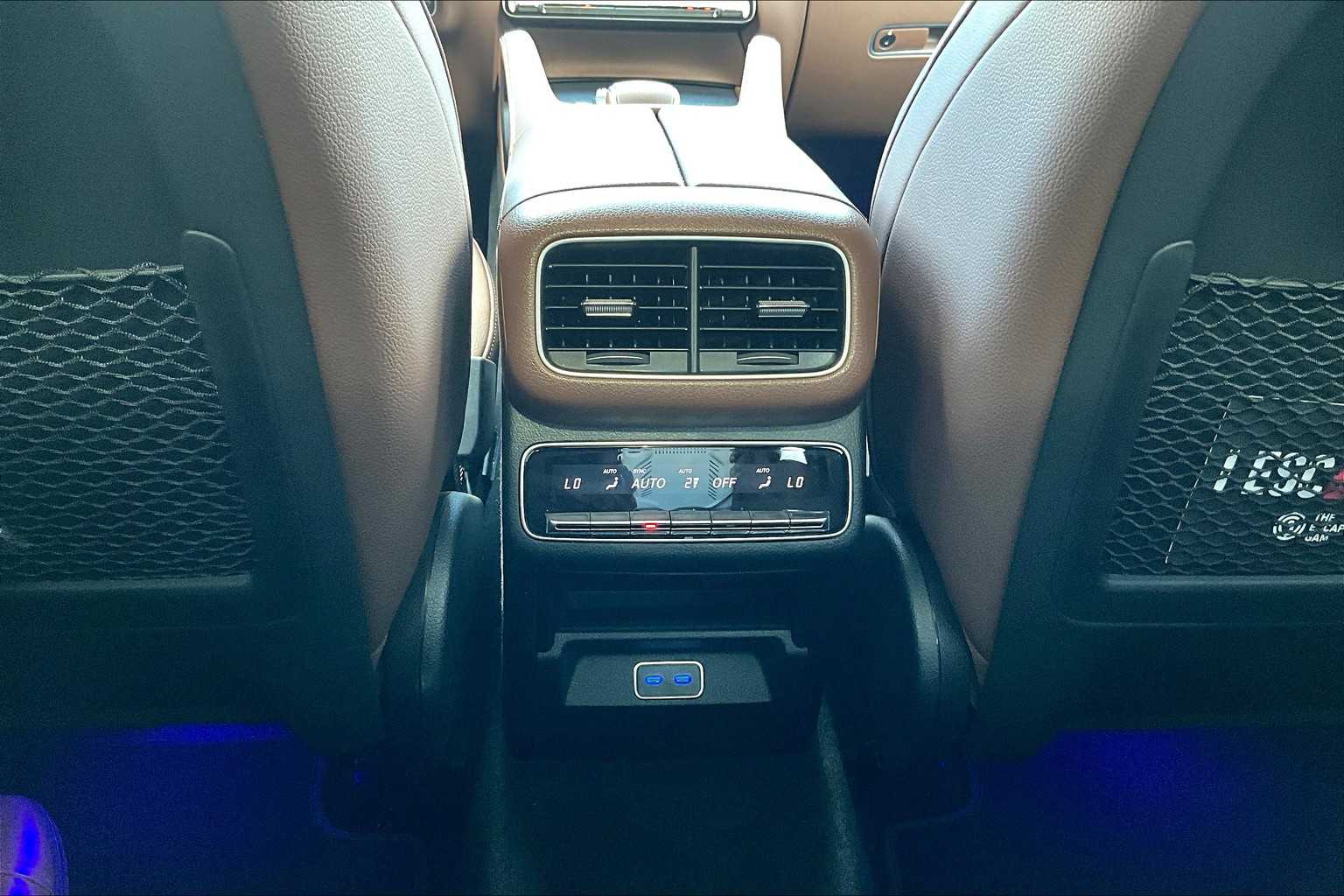 2024 Mercedes Benz GLS 450 4MATIC photo 30