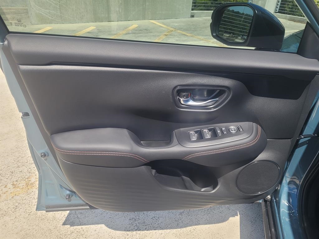 2026 Honda HR-V Sport photo 13