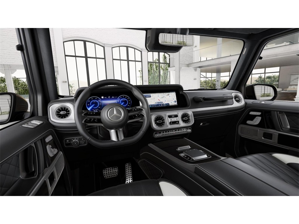 2025 Mercedes Benz G photo 3