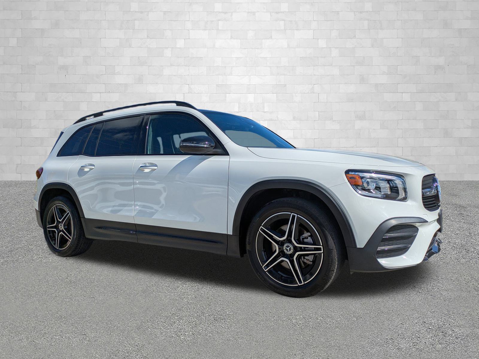 2021 Mercedes-Benz GLB Base