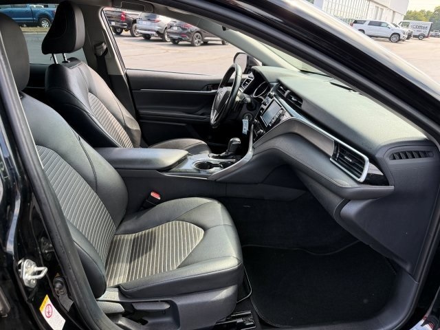 2018 Toyota Camry LE photo 20