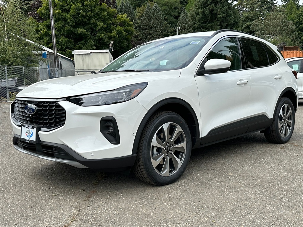 2024 Ford Escape Platinum photo 3