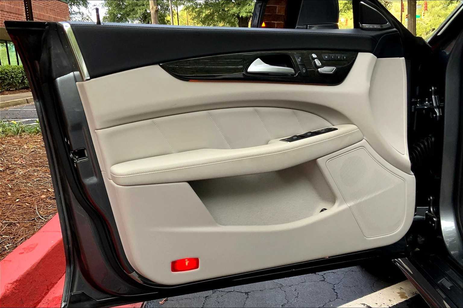 2016 Mercedes Benz CLS 400 photo 20