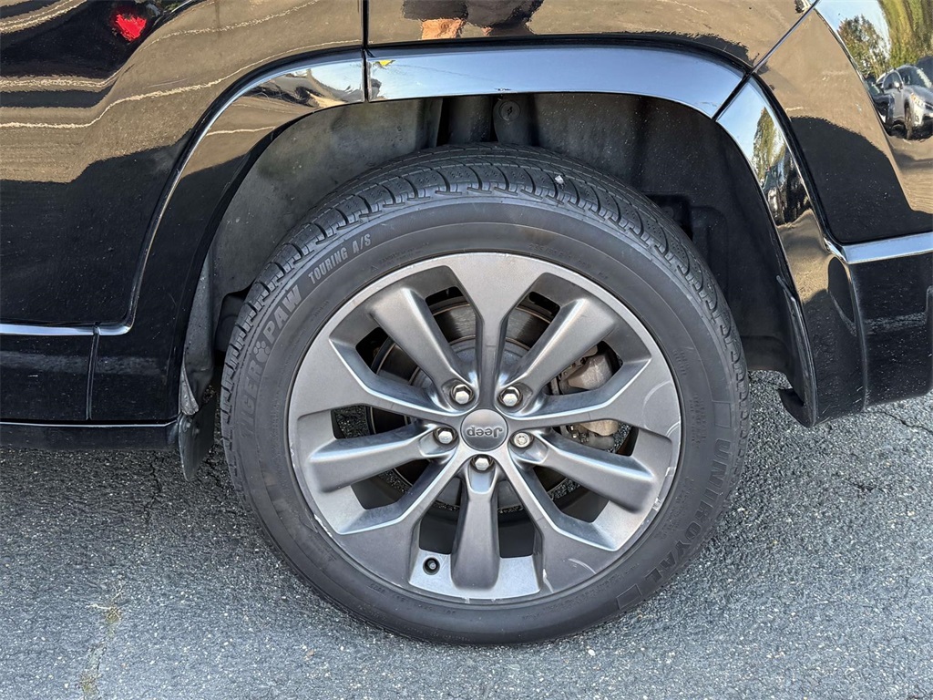 2020 Jeep Cherokee Limited photo 7