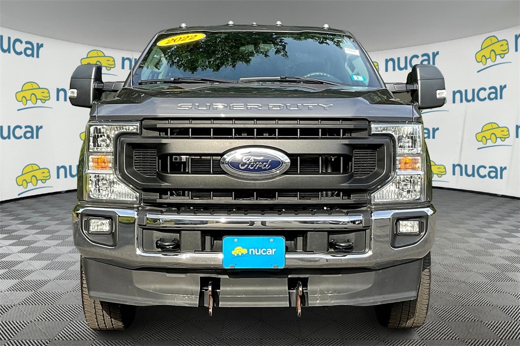 2022 Ford F-350 XL photo 2
