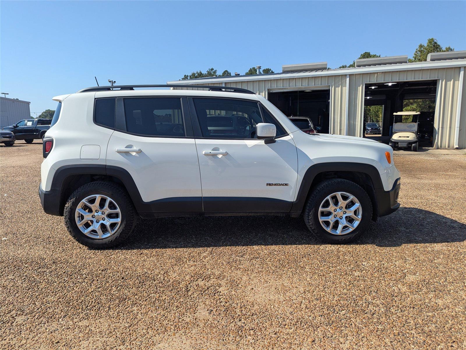 2018 Jeep Renegade Latitude North Edition photo 6