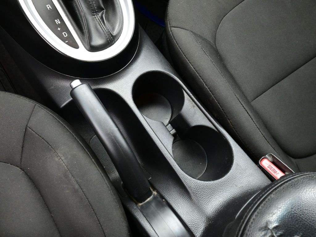 2016 Kia Soul Base photo 16