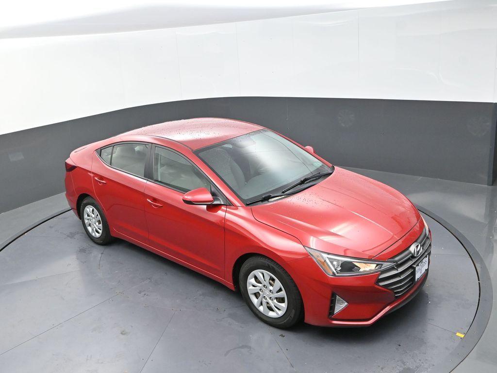 2019 Hyundai Elantra SE photo 10