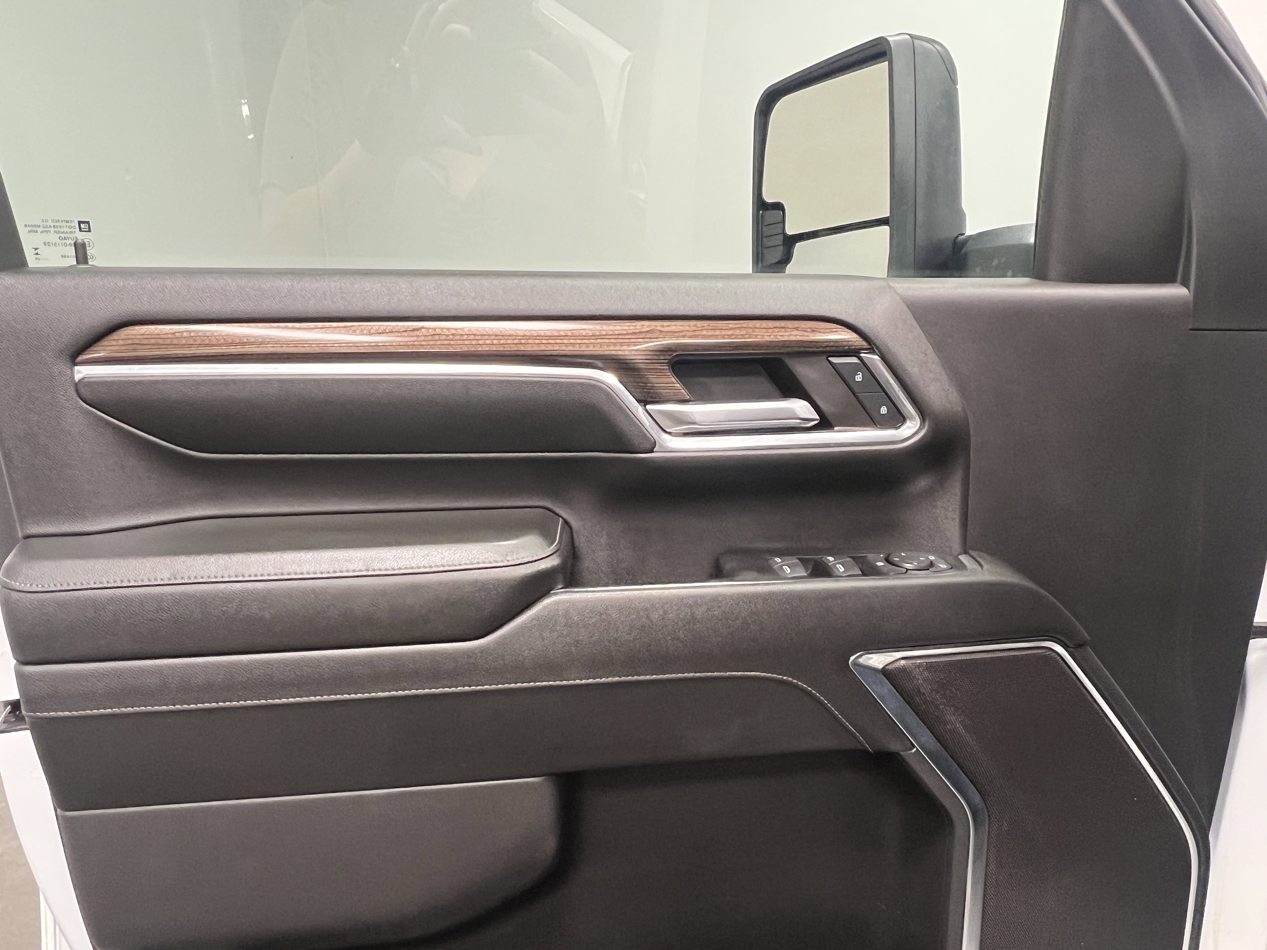 2024 Chevrolet Silverado 2500HD LT photo 10