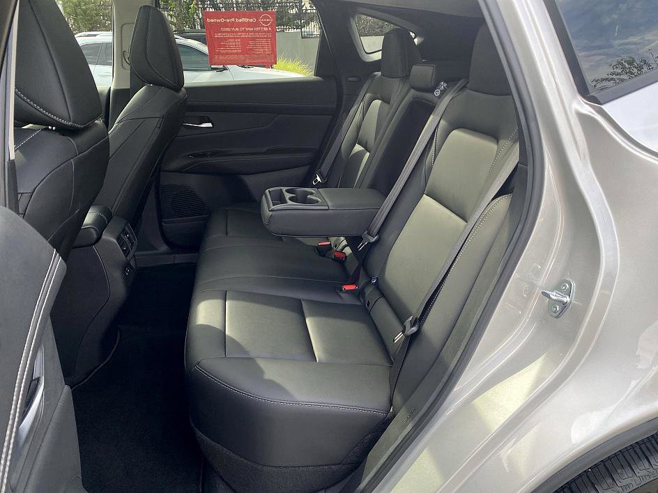 2025 Nissan Murano SL photo 24