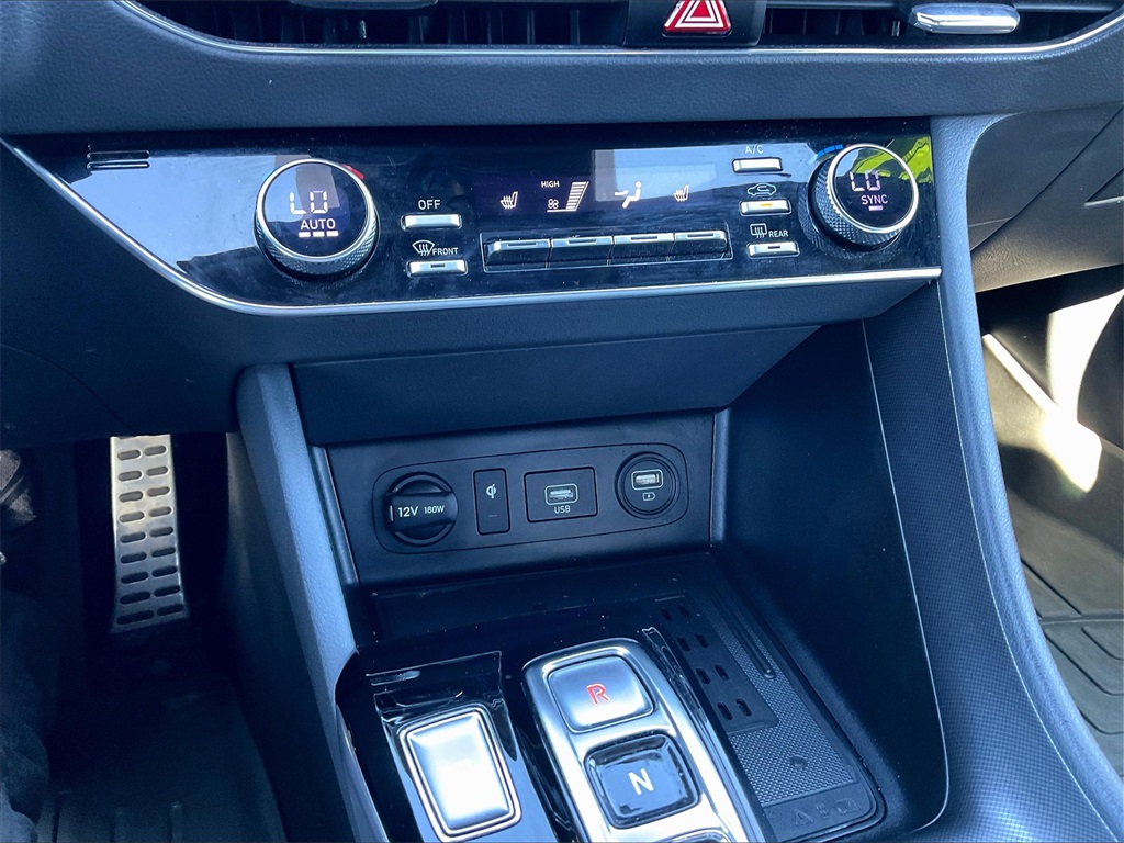 2022 Hyundai Sonata SEL Plus photo 25