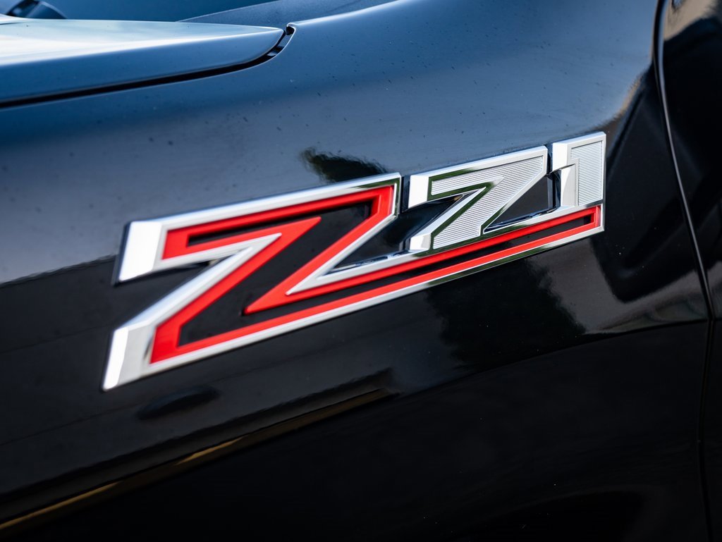 2024 Chevrolet Silverado 1500 RST photo 9