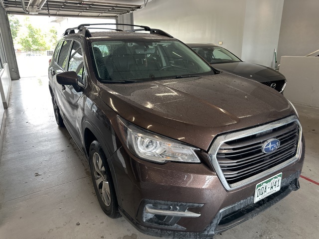 2021 Subaru Ascent Premium photo 2