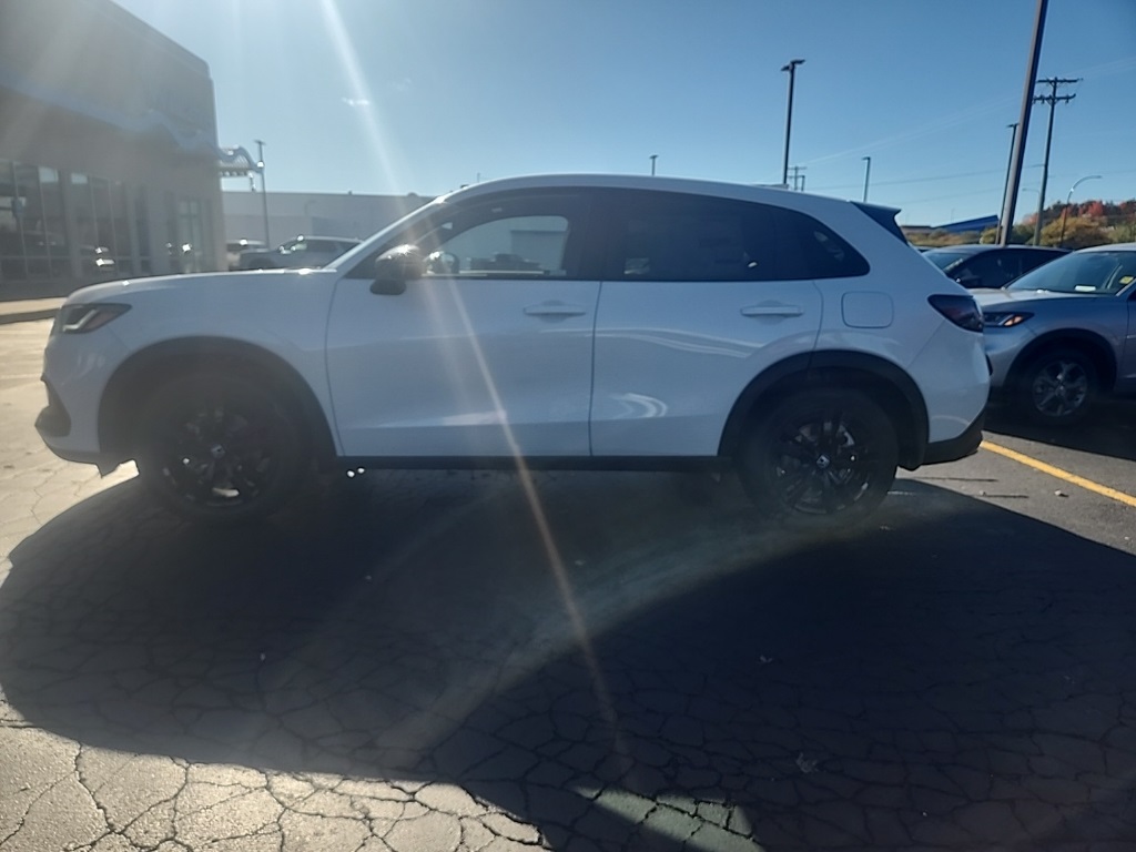 2026 Honda HR-V Sport's photo