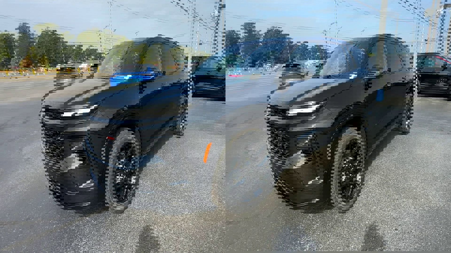 2026 Chevrolet Traverse RS photo 2