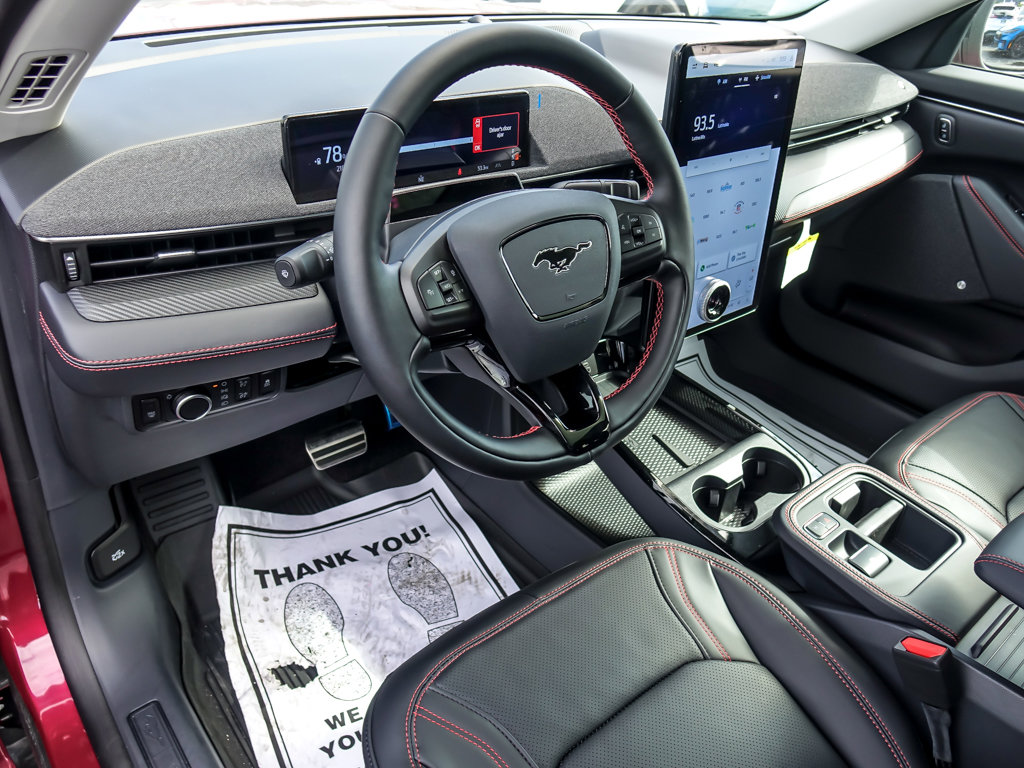 2025 FORD MUSTANG MACH-E - Image 8