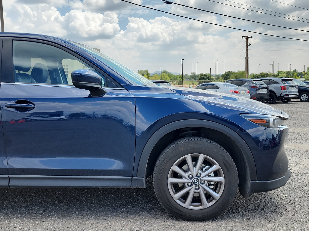 2023 Mazda CX-5 Sport photo 4