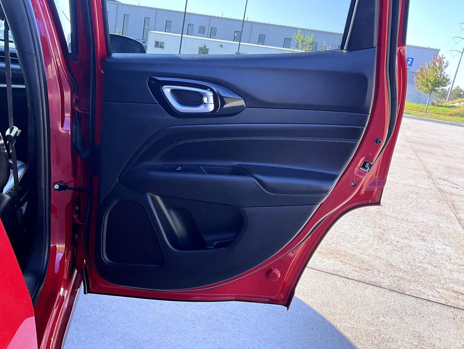 2023 Jeep Compass Limited photo 19