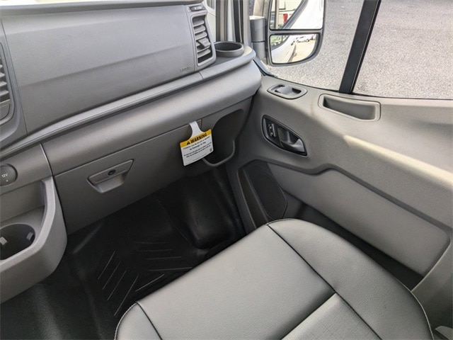 2024 Ford Transit photo 16