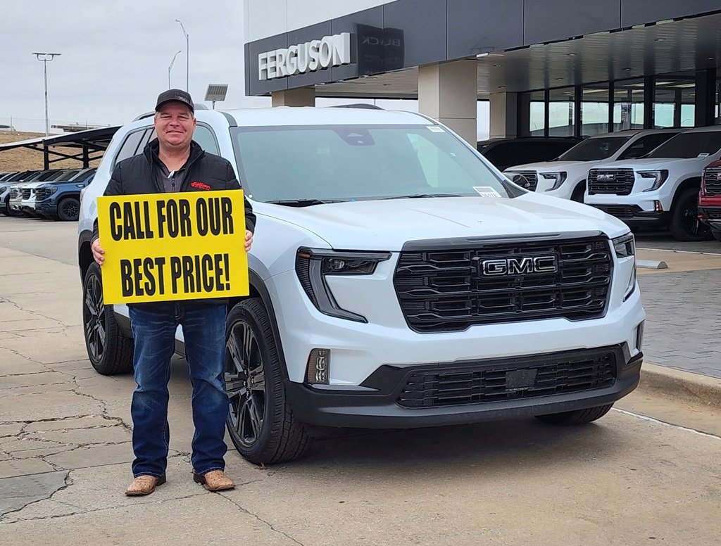 2026 GMC Acadia Elevation's photo