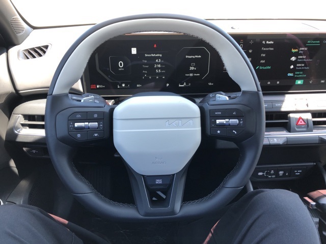 2025 Kia K4 GT-Line photo 13