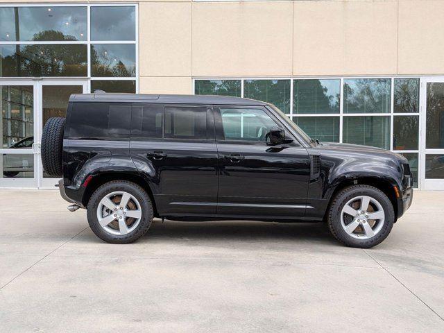2025 Land Rover Defender X-Dynamic SE photo 4