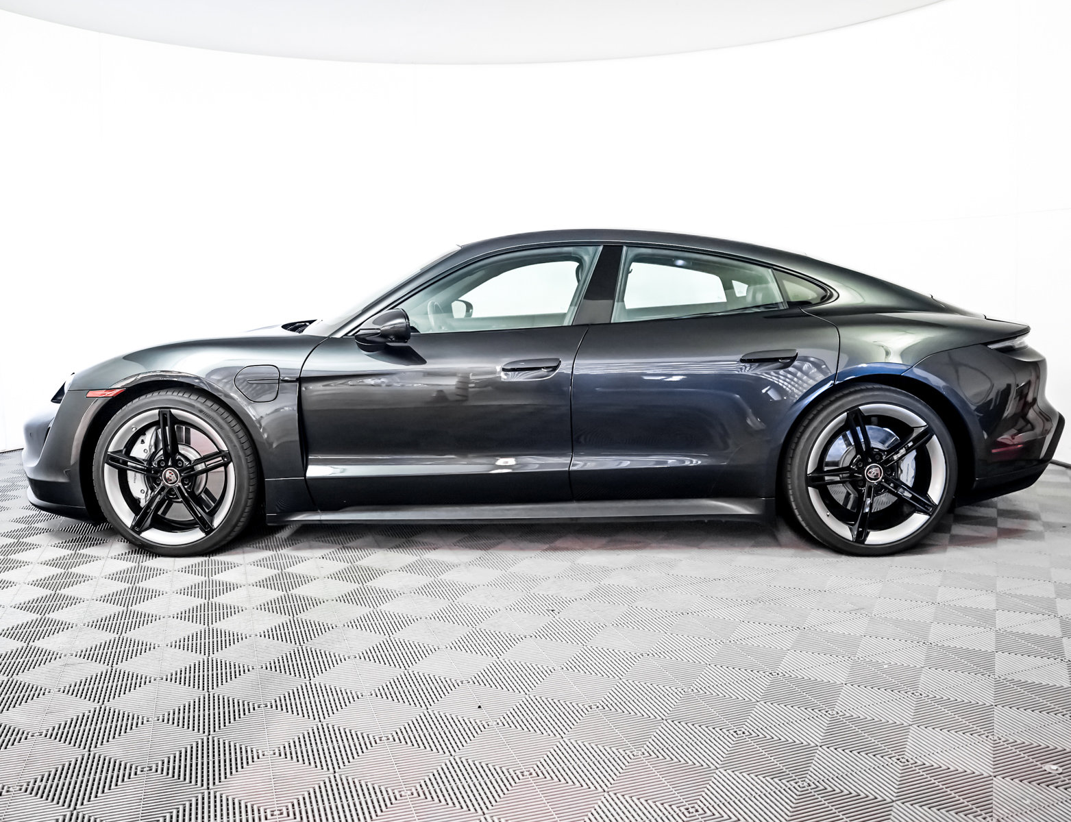 Certified 2022 Porsche Taycan Base with VIN WP0AA2Y12NSA12286 for sale in Riverside, CA