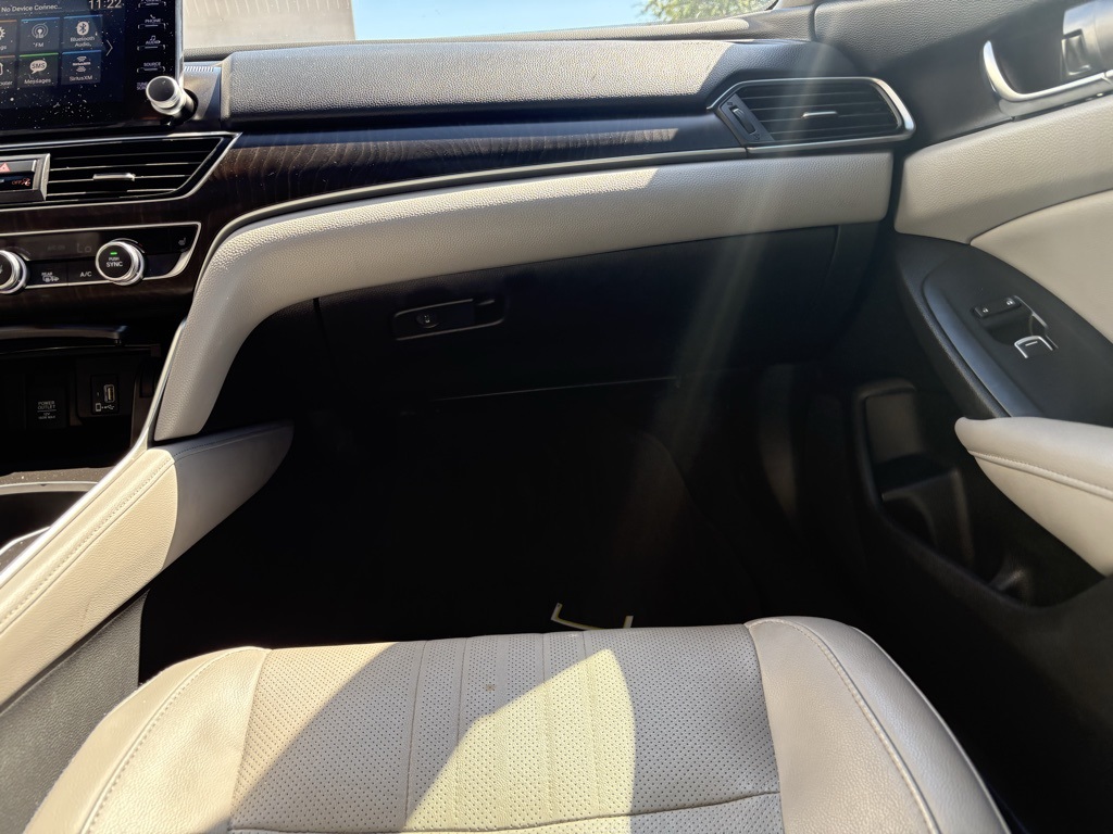 2018 Honda Accord EX-L photo 5