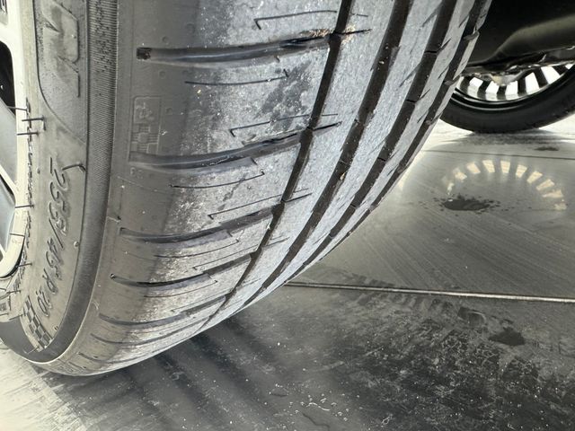 2026 Mercedes Benz GLC 300 photo 3