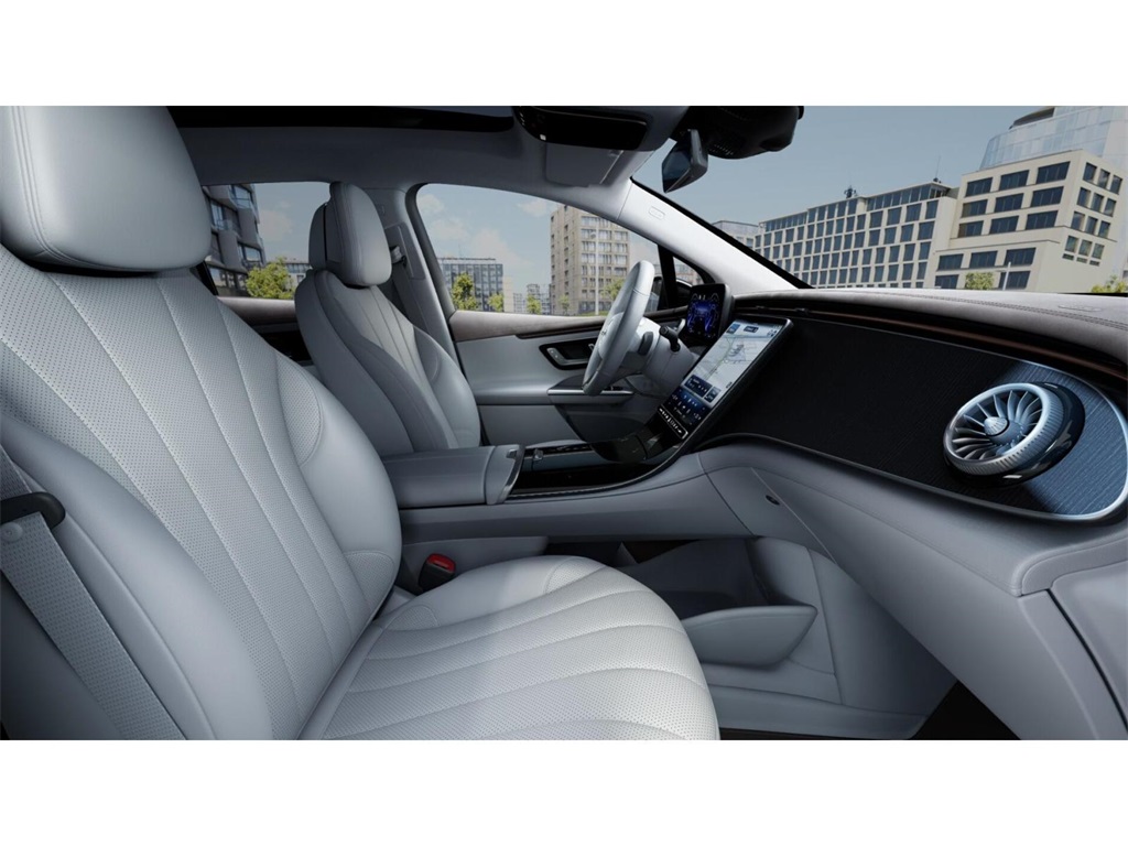 2025 Mercedes Benz EQE SUV 350 4MATIC photo 3