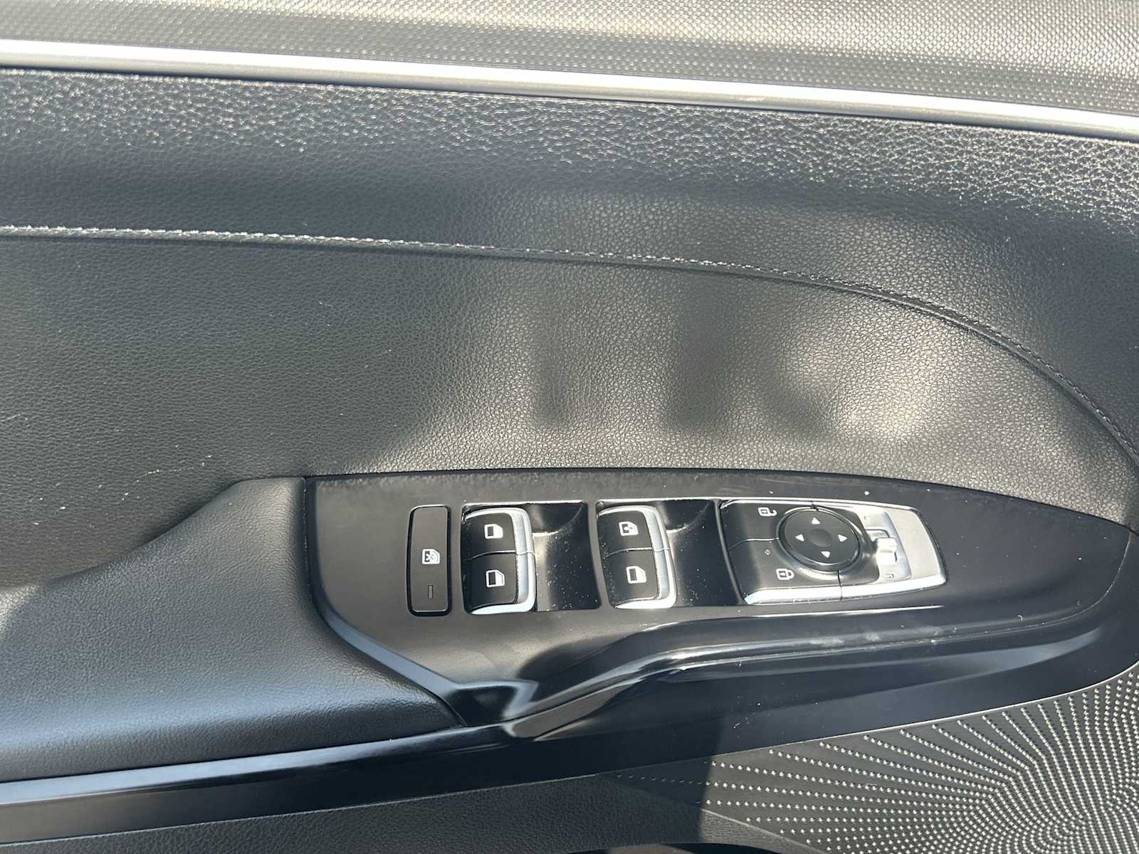 2023 Kia K5 LXS photo 10