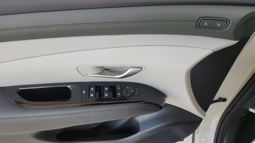 2025 Hyundai Tucson Hybrid Limited photo 27